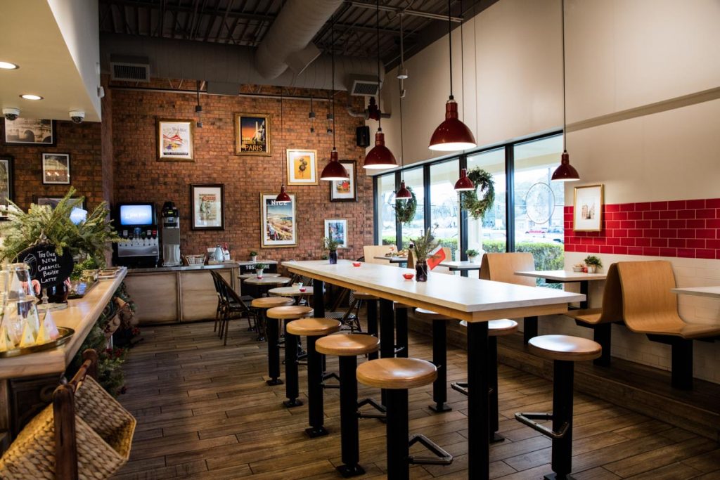 the inside of le petit paris in jacksonville